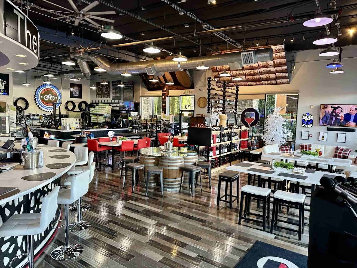 The 12 Wine Bar & Kitchen photo 2