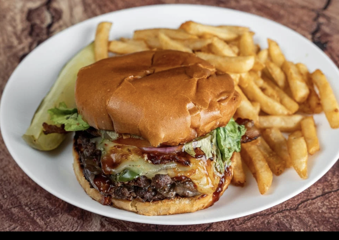 3070 Sports Bar & Grill photo 4