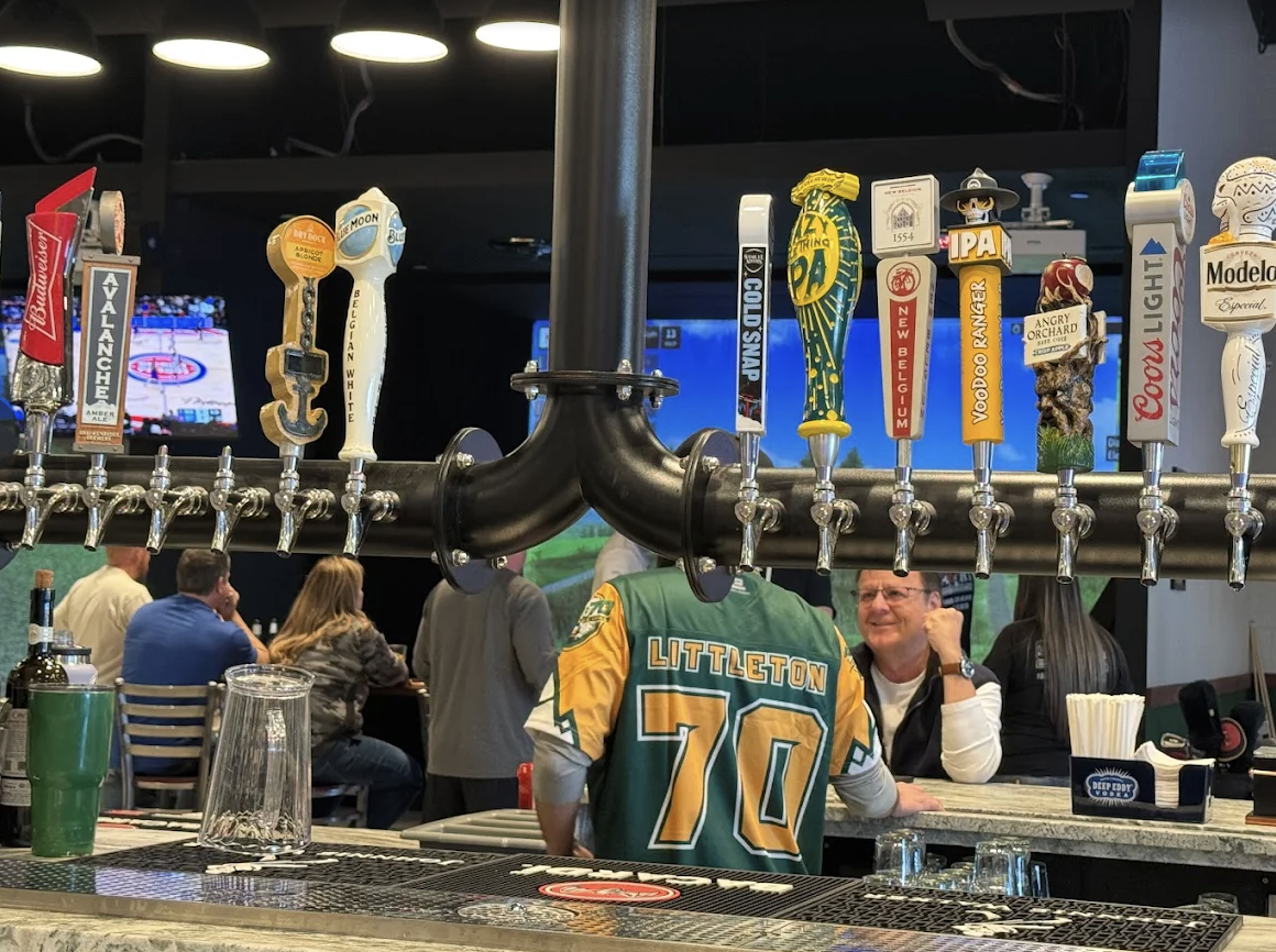 3070 Sports Bar & Grill photo 5